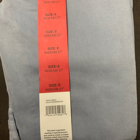 New!! CALVIN KLEIN Ladies’ Skinny Jeans Ankle (8/27) - Picture 3 of 5